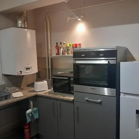 Vue De Reve Dans De Standing - Vous Faites Le Menage-very Good Prices But Have To Cle-an Th-e Flat 卢德