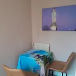 Vue De Reve Dans De Standing - Vous Faites Le Menage-very Good Prices But Have To Cle-an Th-e Flat Apartment Lourdes