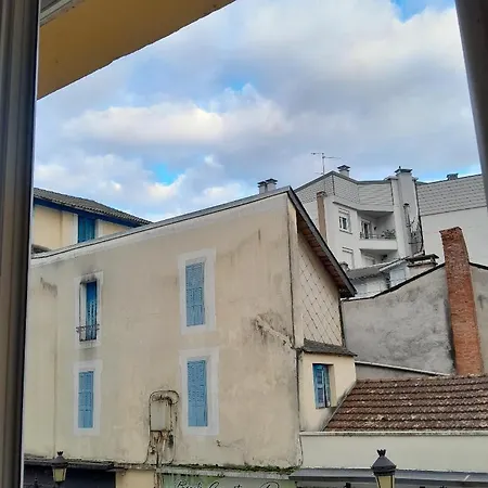 Vue De Reve Dans De Standing - Vous Faites Le Menage-very Good Prices But Have To Cle-an Th-e Flat Λούρδη