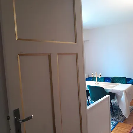 Vue De Reve Dans De Standing - Vous Faites Le Menage-very Good Prices But Have To Cle-an Th-e Flat Λούρδη