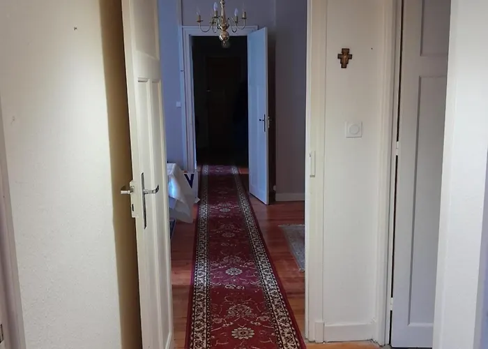 Vue De Reve Dans De Standing - Vous Faites Le Ménage-very Good Prices But Have To Cle-an Th-e Flat Appartement *