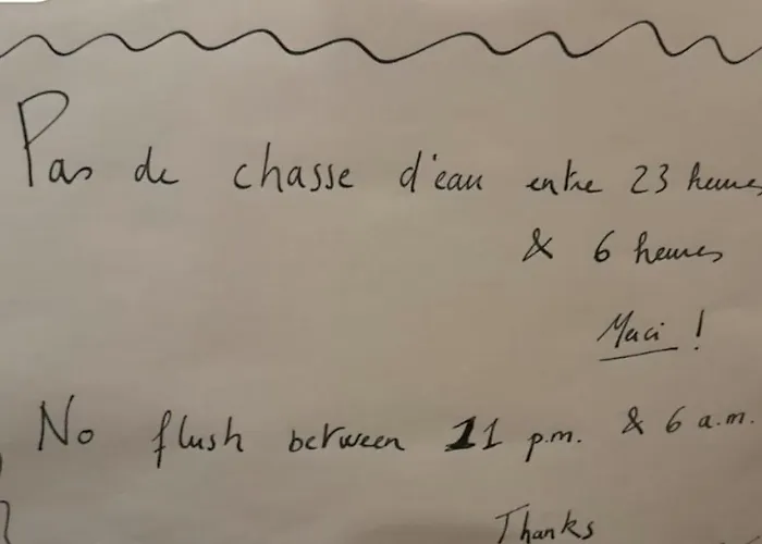 Vue De Reve Dans De Standing - Vous Faites Le Ménage-very Good Prices But Have To Cle-an Th-e Flat Appartement